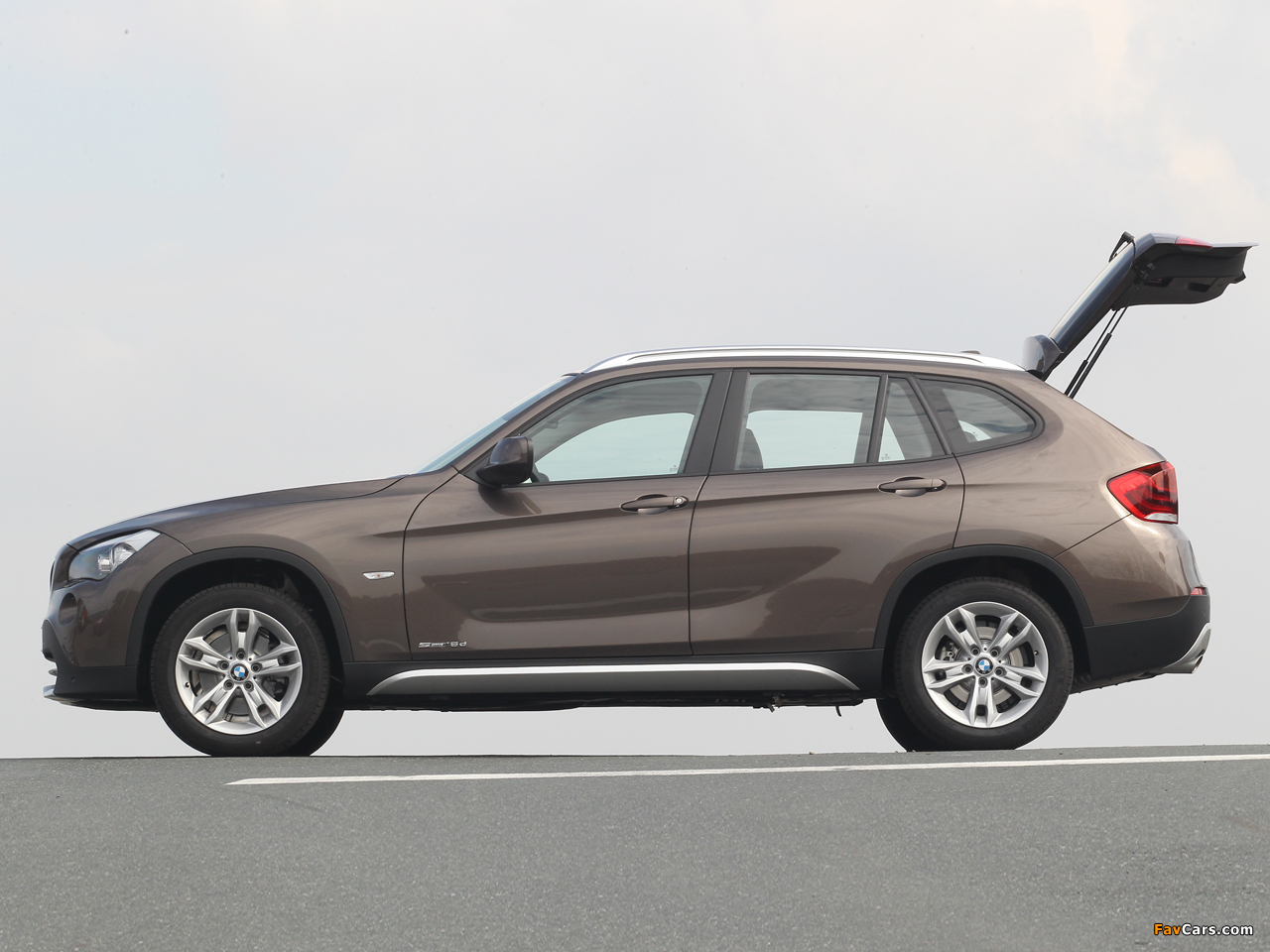 Pictures of BMW X1 sDrive18d (E84) 2009–12 (1280 x 960)