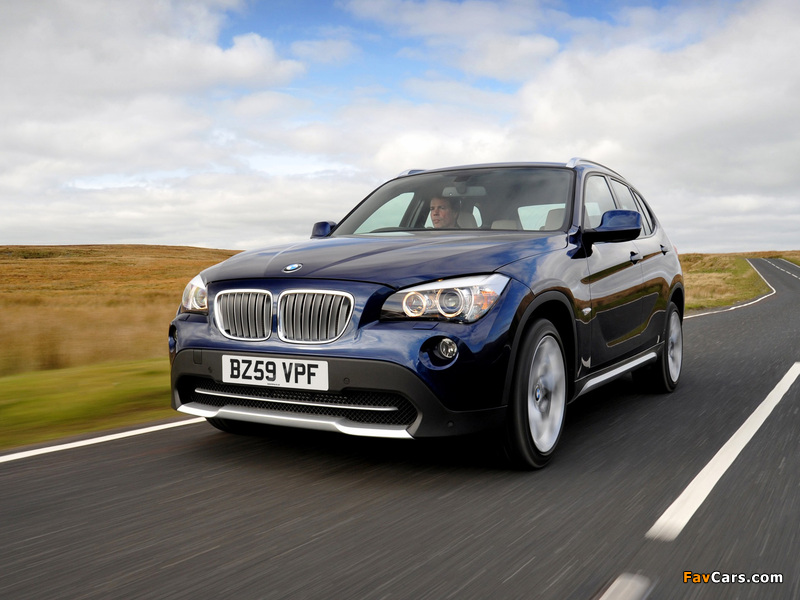 Pictures of BMW X1 xDrive20d UK-spec (E84) 2009–12 (800 x 600)