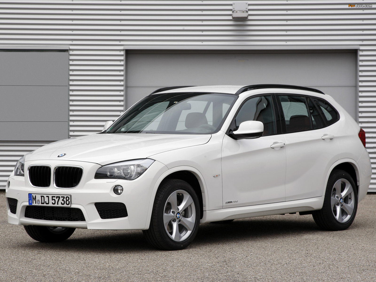 Pictures of BMW X1 sDrive20d EfficientDynamics Edition M Sports Package (E84) 2011 (1600 x 1200)