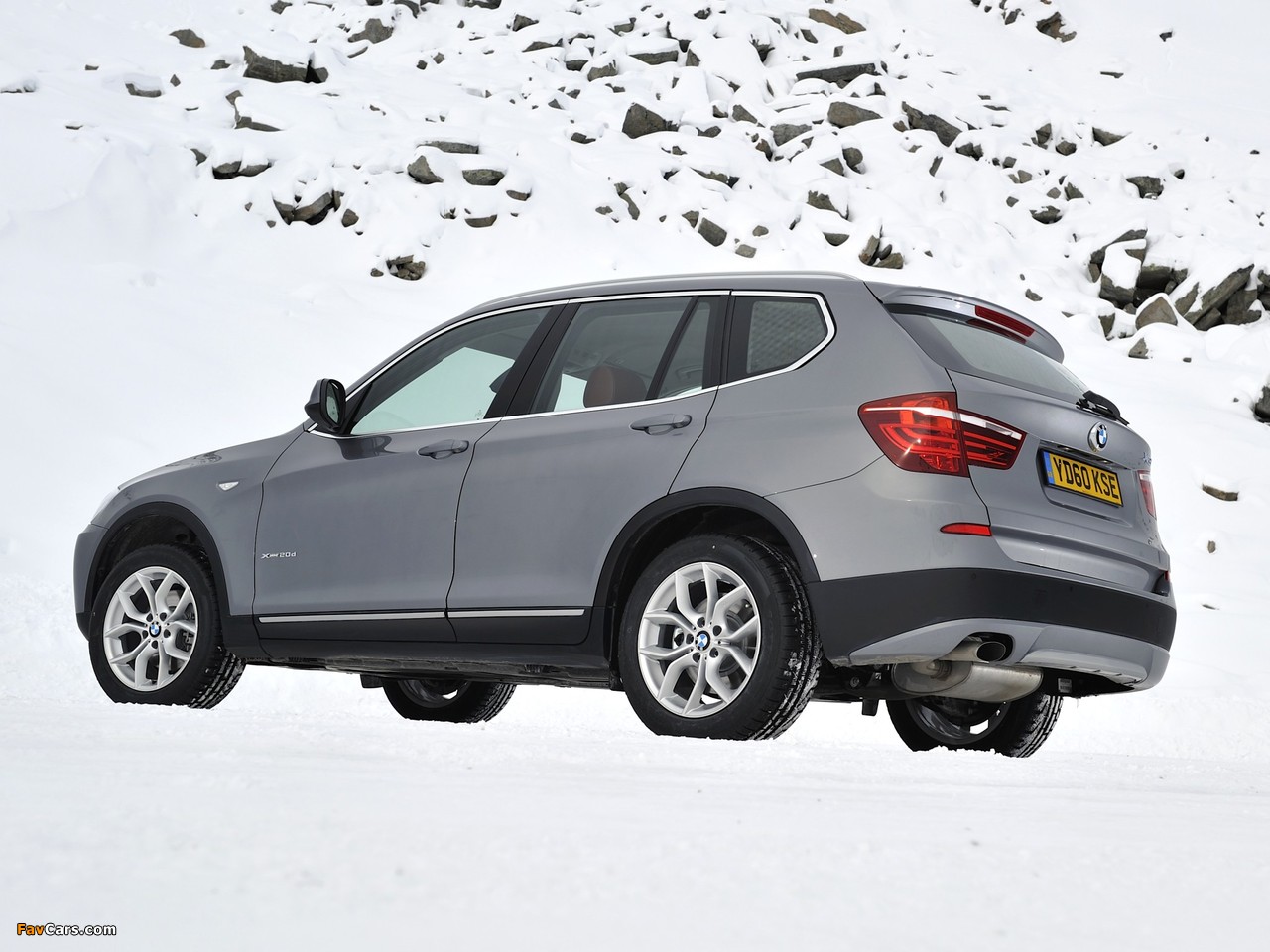 BMW X3 xDrive20d UK-spec (F25) 2010 photos (1280 x 960)