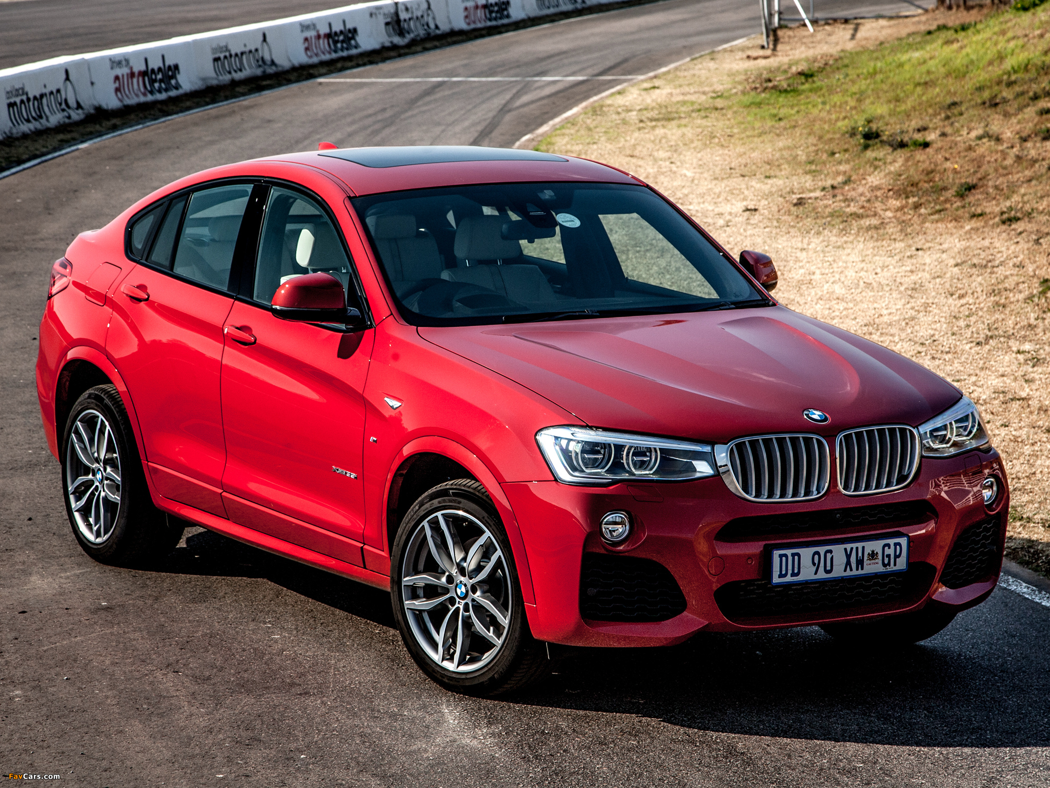 Images of BMW X4 xDrive35i M Sports Package ZA-spec (F26) 2014 (2048 x 1536)