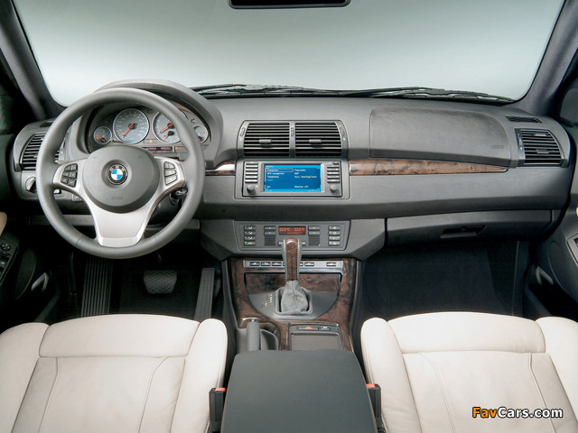 BMW X5 4.8is (E53) 2004–07 images (640 x 480)