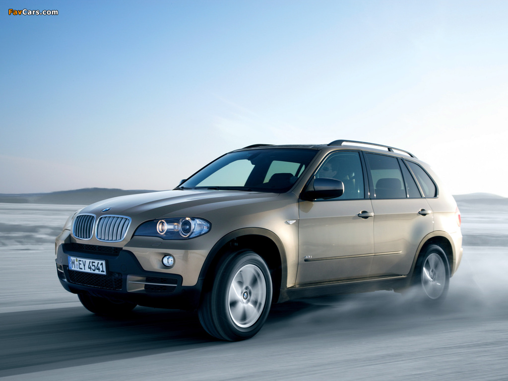 BMW X5 4.8i (E70) 2007–10 pictures (1024 x 768)
