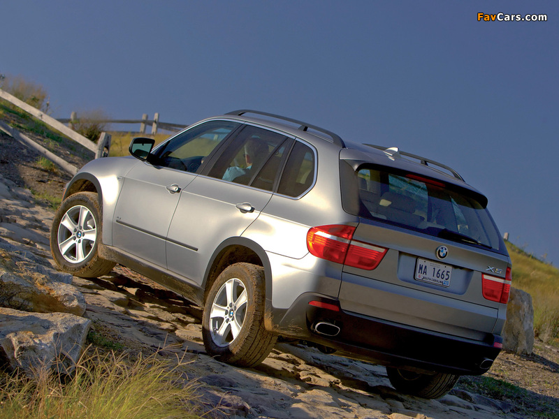 BMW X5 4.8i US-spec (E70) 2007–10 pictures (800 x 600)