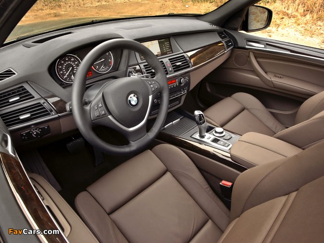 BMW X5 xDrive35d BluePerformance US-spec (E70) 2009–10 images (640 x 480)