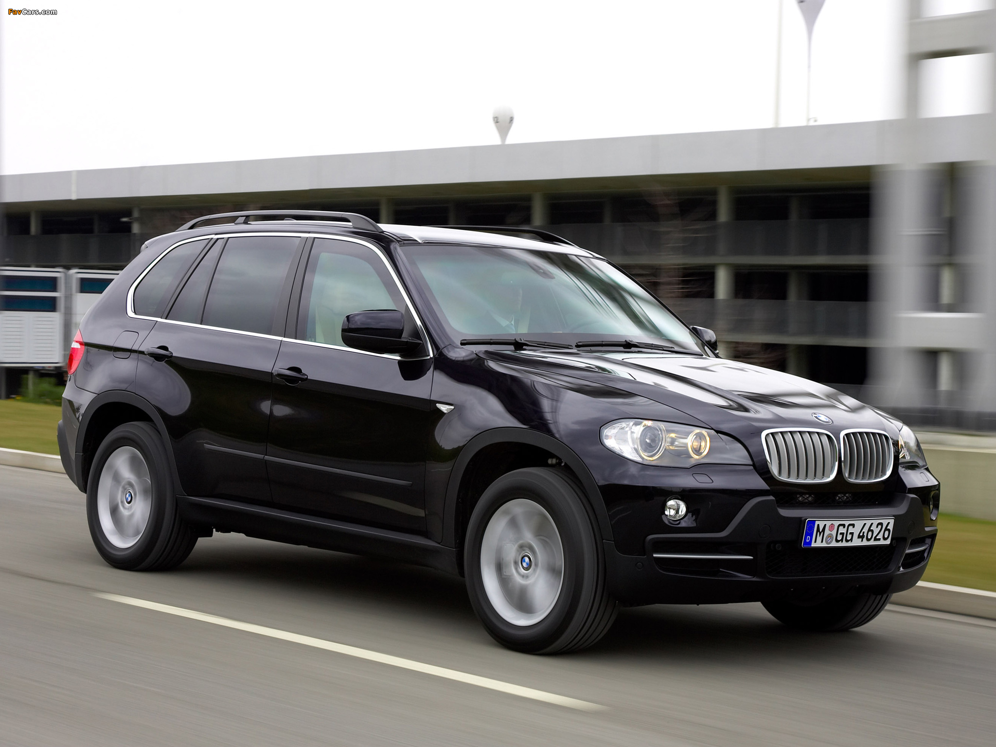 BMW X5 Security Plus (E70) 2009–10 pictures (2048 x 1536)