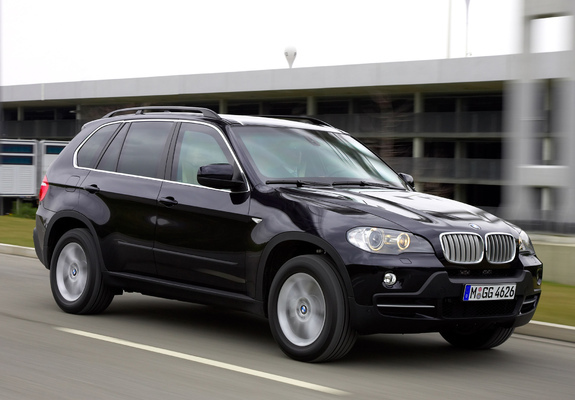 BMW X5 Security Plus (E70) 2009–10 pictures
