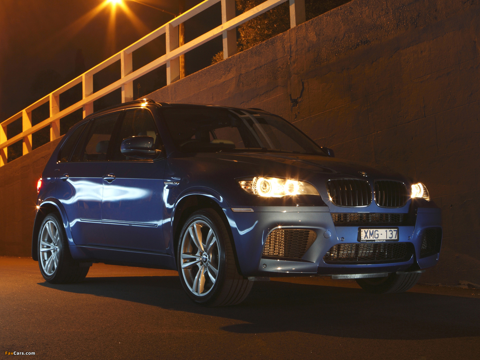 BMW X5 M AU-spec (E70) 2009 pictures (1600 x 1200)