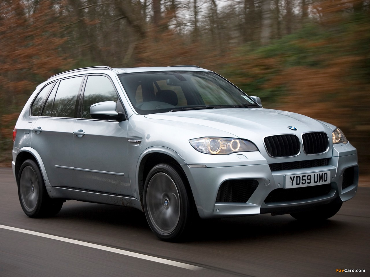 BMW X5 M UK-spec (E70) 2009–13 wallpapers (1280 x 960)