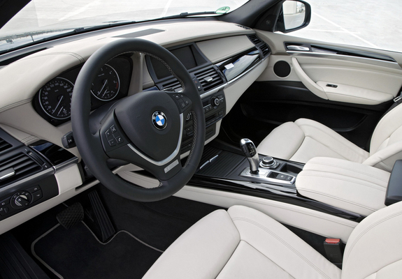 BMW X5 xDrive35d 10 Year Edition (E70) 2009 wallpapers