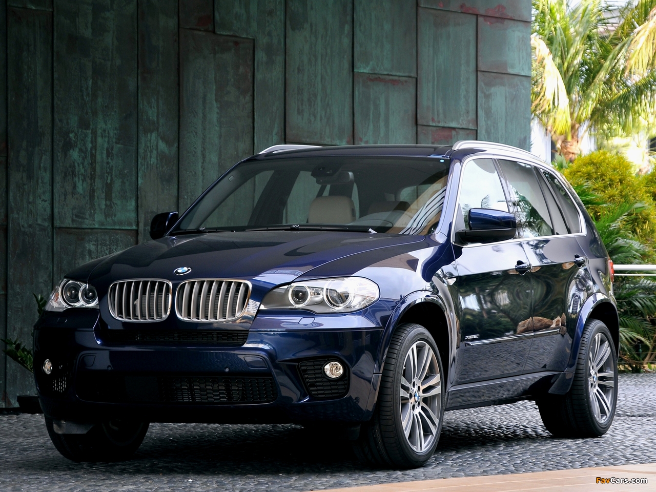 BMW X5 xDrive50i M Sports Package (E70) 2010 photos (1280 x 960)