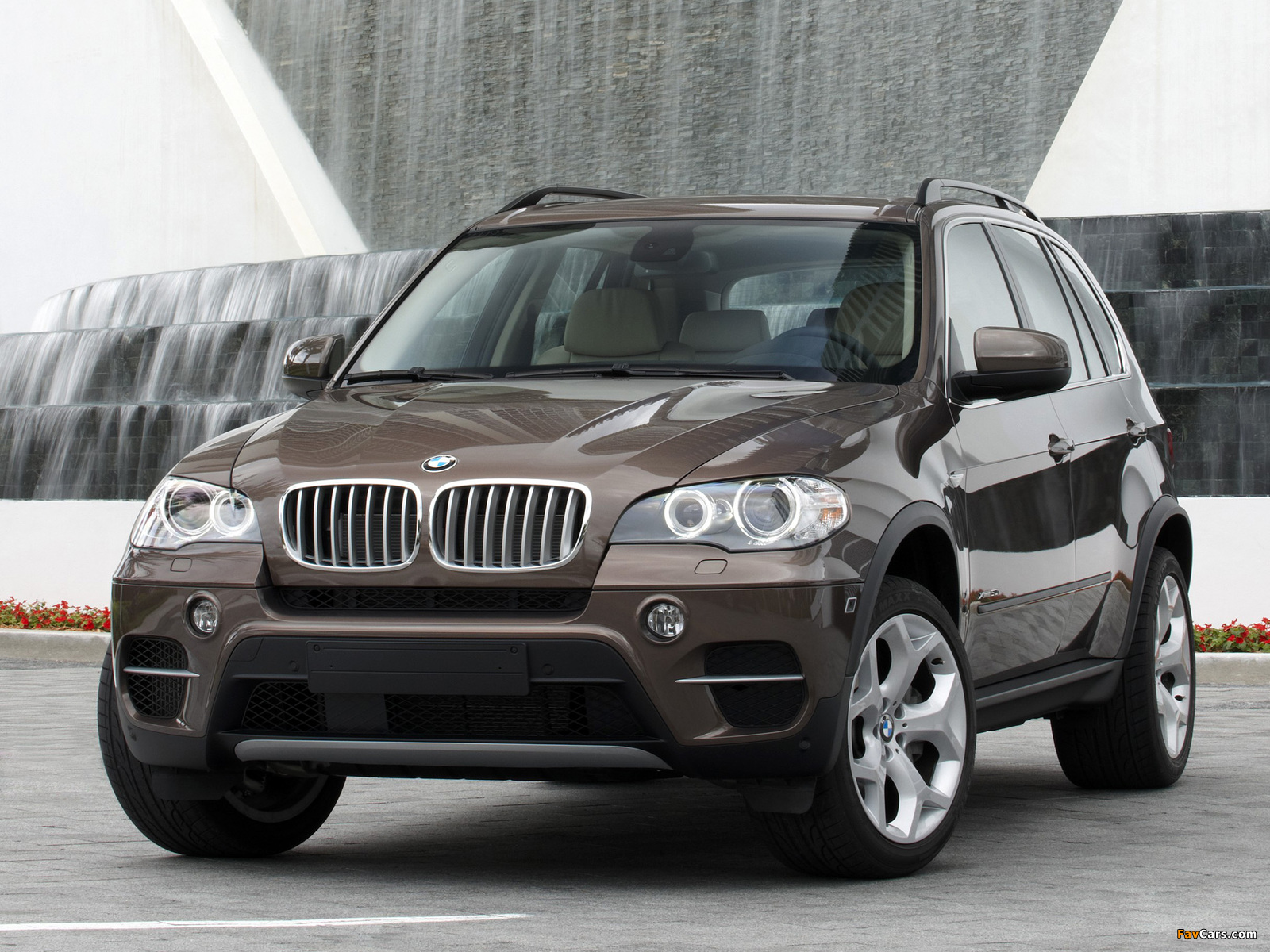 BMW X5 xDrive50i (E70) 2010 photos (1600 x 1200)