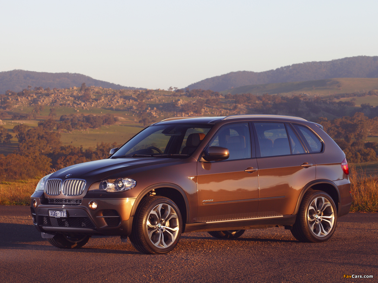 BMW X5 xDrive50i AU-spec (E70) 2010 photos (1280 x 960)