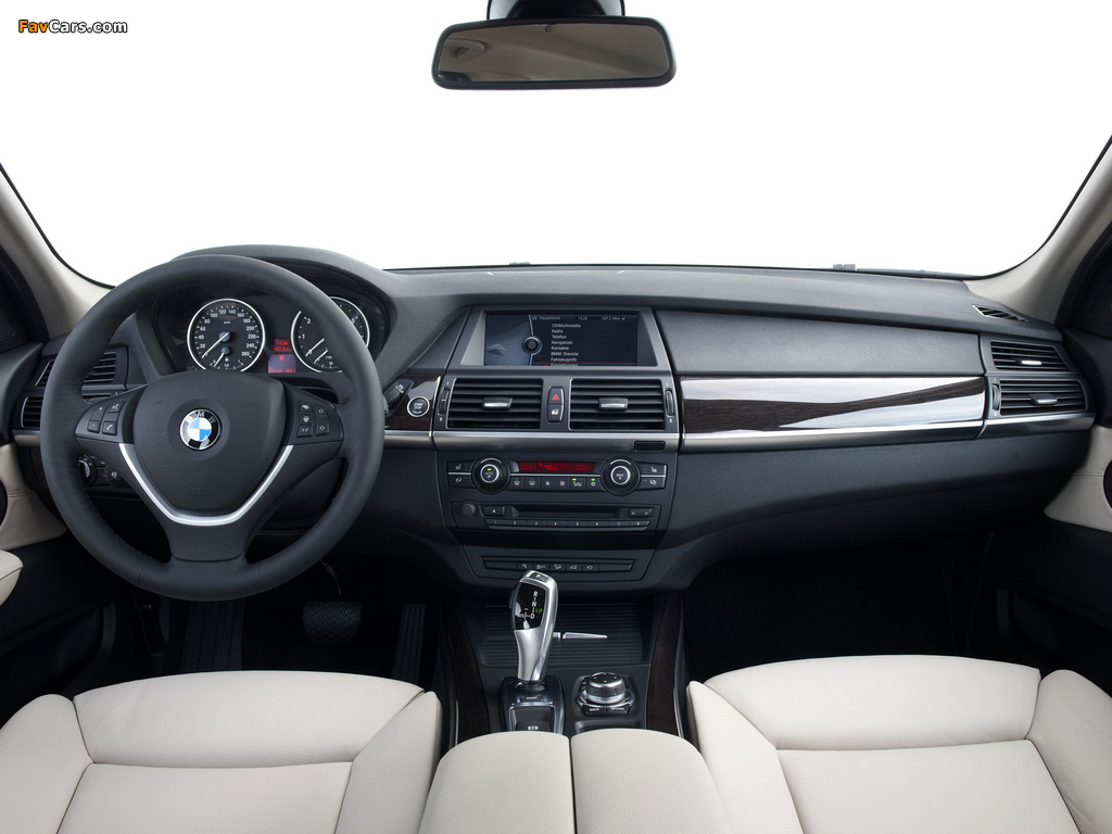 BMW X5 xDrive50i (E70) 2010 photos (1024 x 768)
