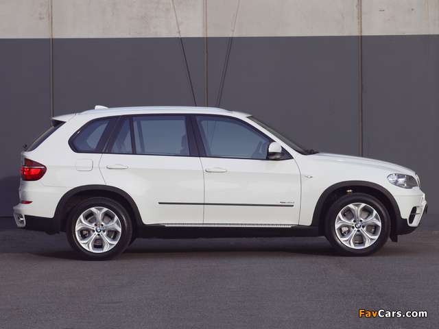 BMW X5 xDrive40d AU-spec (E70) 2010 pictures (640 x 480)