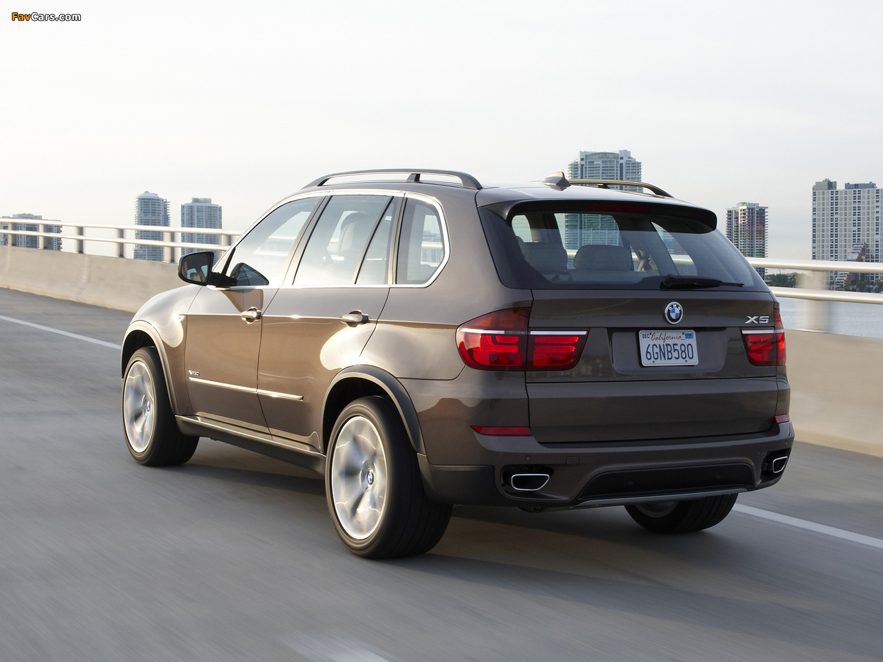 BMW X5 xDrive50i (E70) 2010 pictures (1280 x 960)