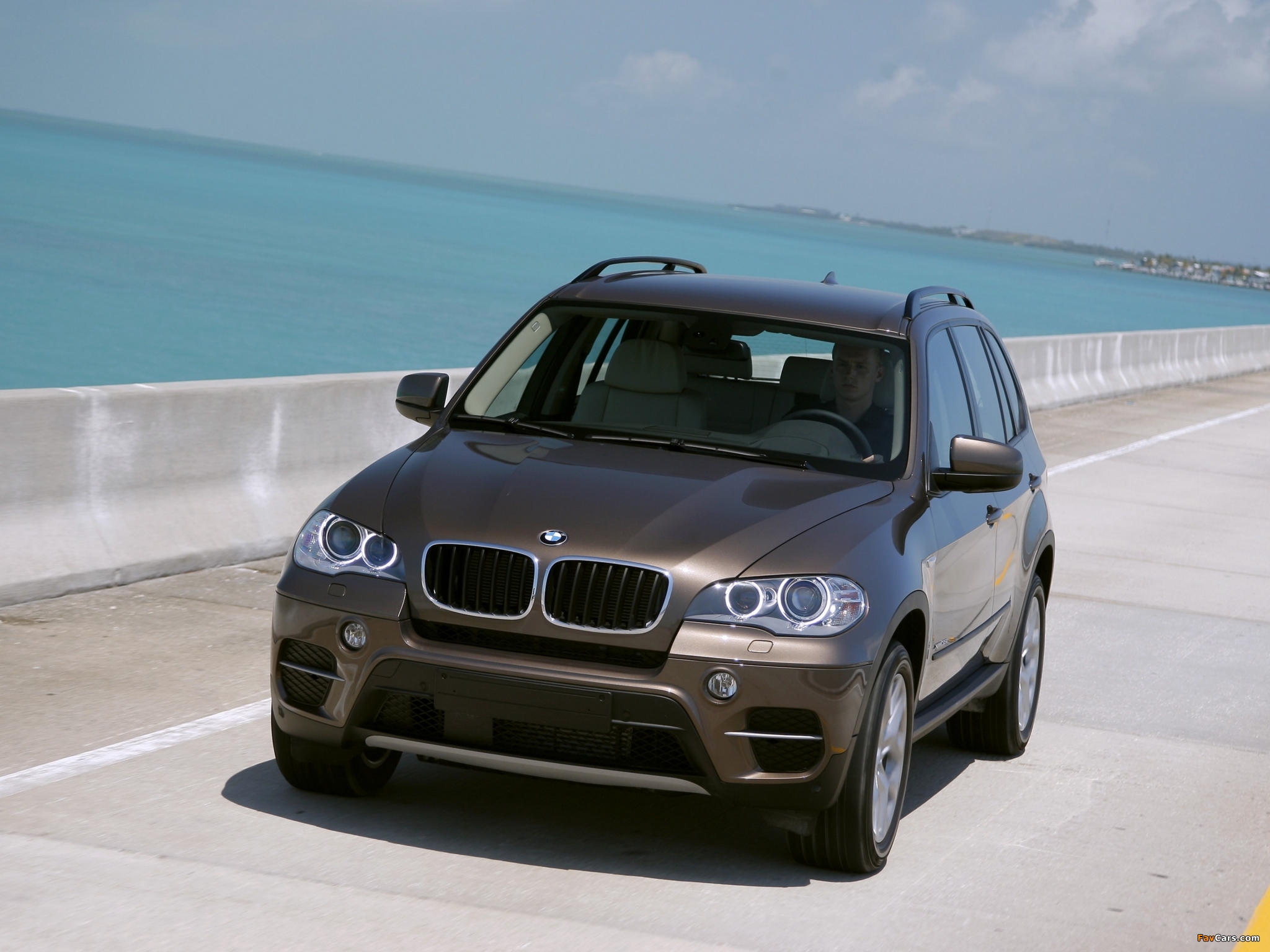 BMW X5 xDrive35i (E70) 2010 pictures (2048 x 1536)