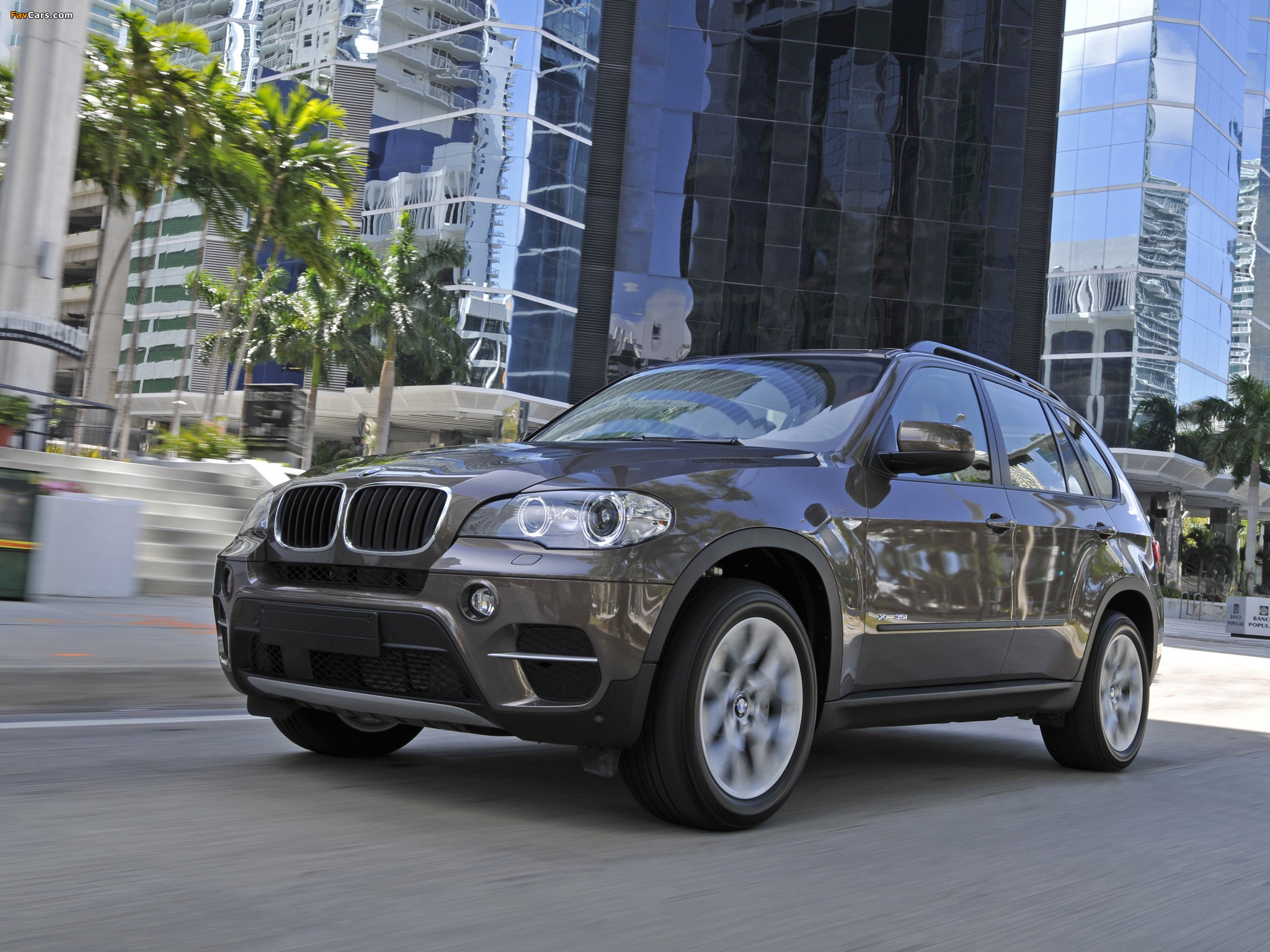BMW X5 xDrive35i (E70) 2010 pictures (2048 x 1536)