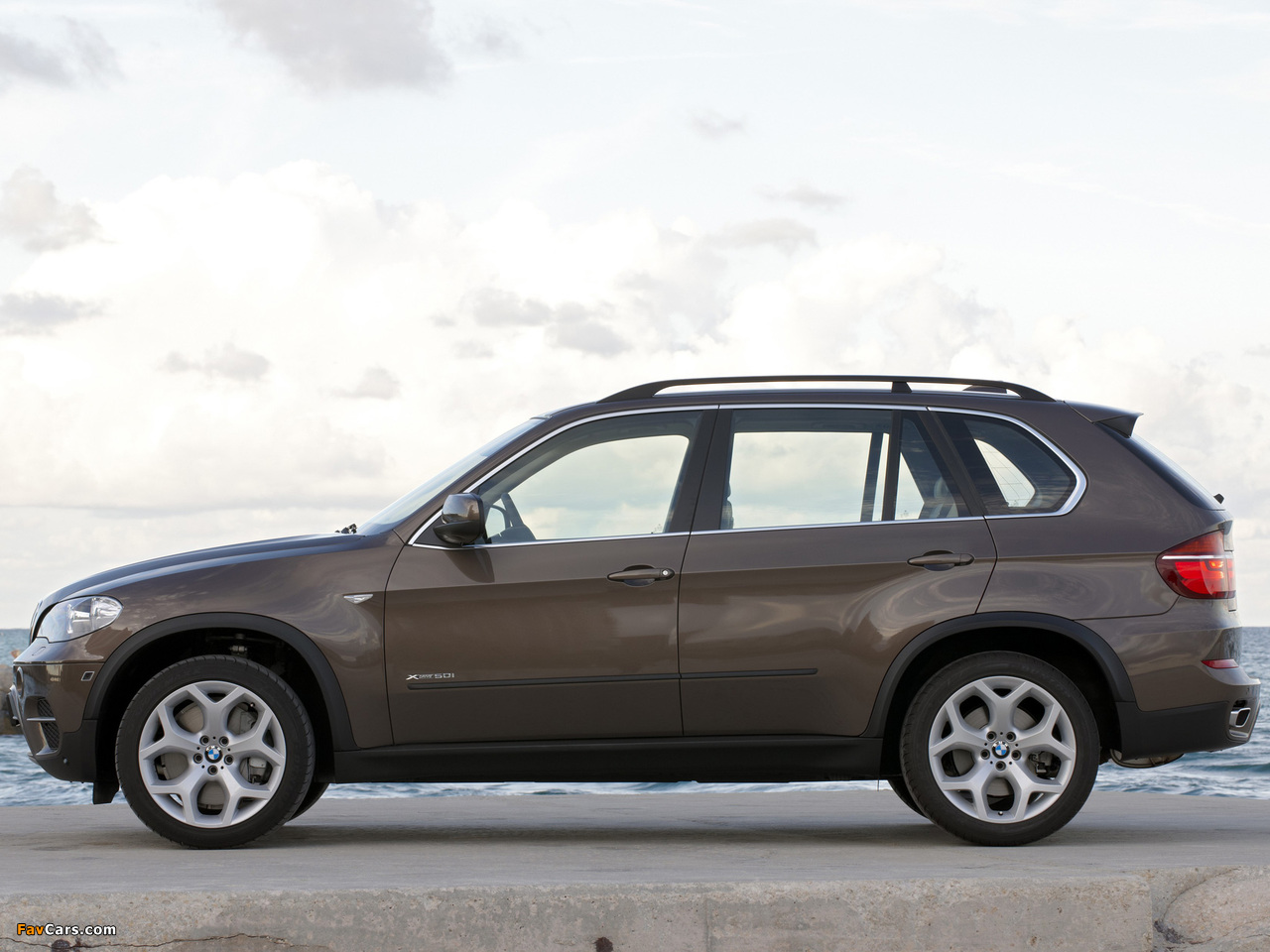 BMW X5 xDrive50i (E70) 2010 pictures (1280 x 960)