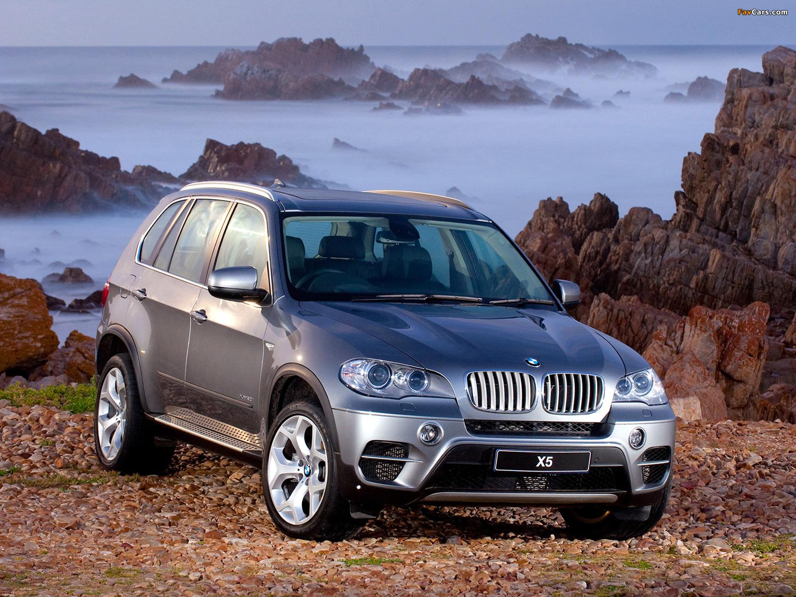 BMW X5 xDrive50i ZA-spec (E70) 2010 wallpapers (1600 x 1200)