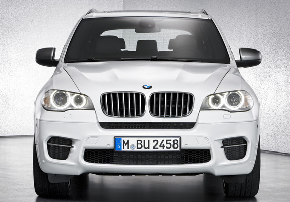 BMW X5 M50d (E70) 2012 images