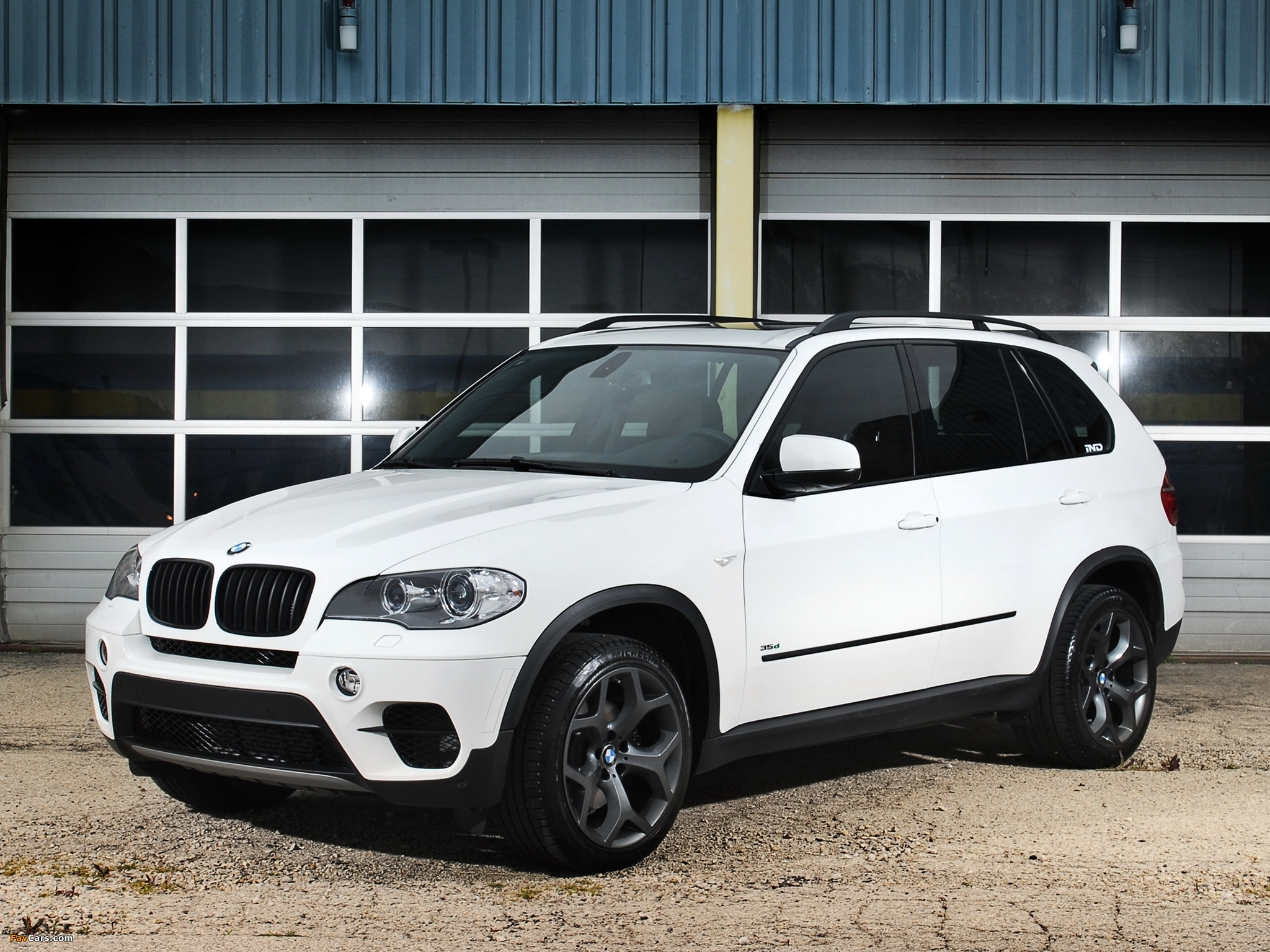 IND BMW X5 (E70) 2012 images (2048 x 1536)