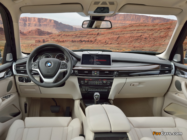 BMW X5 xDrive50i (F15) 2013 images (640 x 480)