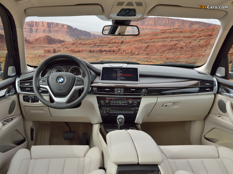 BMW X5 xDrive50i (F15) 2013 images (800 x 600)