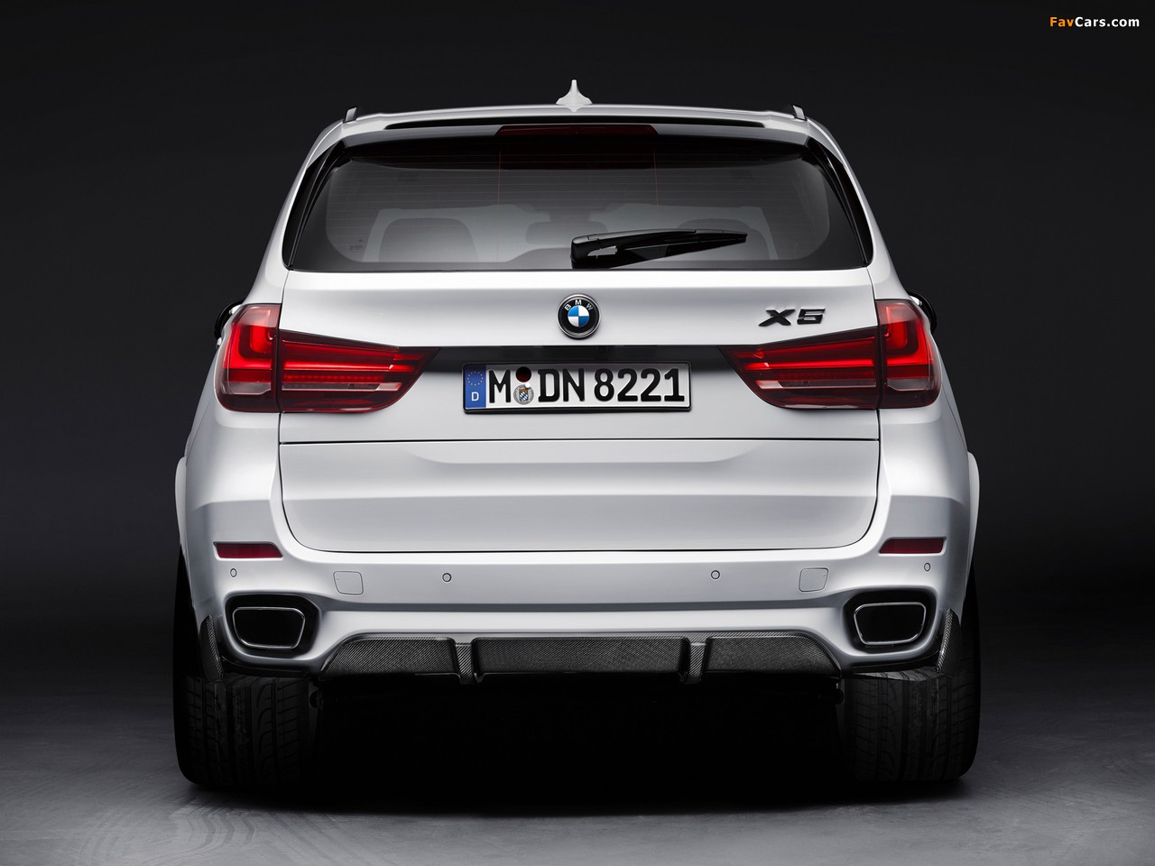 BMW X5 xDrive30d M Performance Accessories (F15) 2013 pictures (1280 x 960)