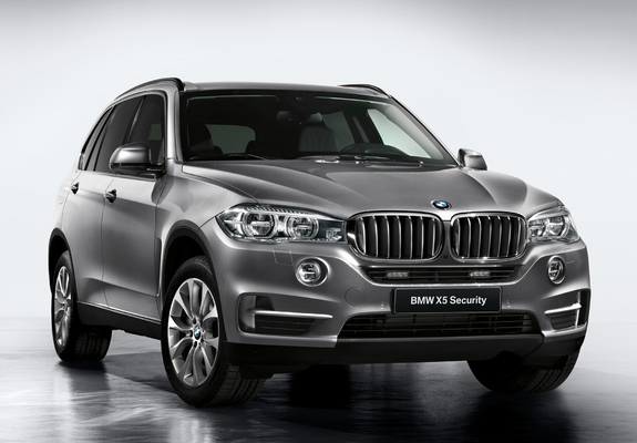 BMW X5 Security Plus (F15) 2014 images