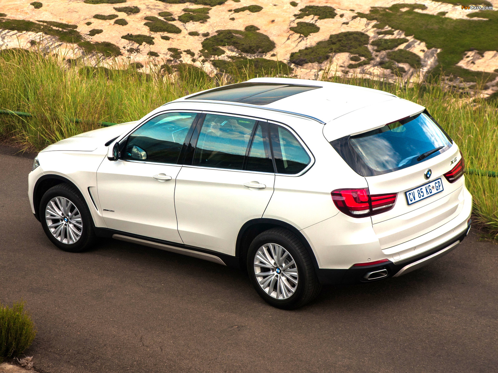 BMW X5 xDrive50i ZA-spec (F15) 2014 images (1600 x 1200)