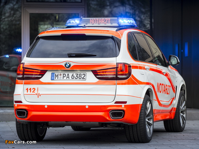 BMW X5 xDrive30d Notarzt (F15) 2014 images (640 x 480)