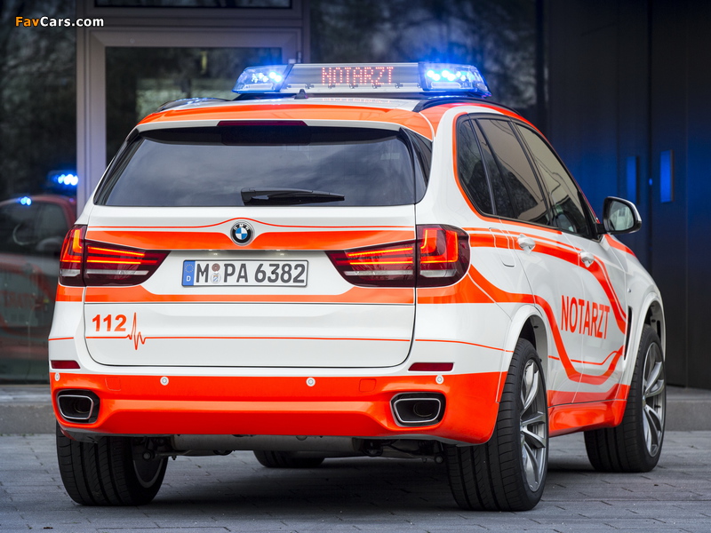 BMW X5 xDrive30d Notarzt (F15) 2014 images (800 x 600)