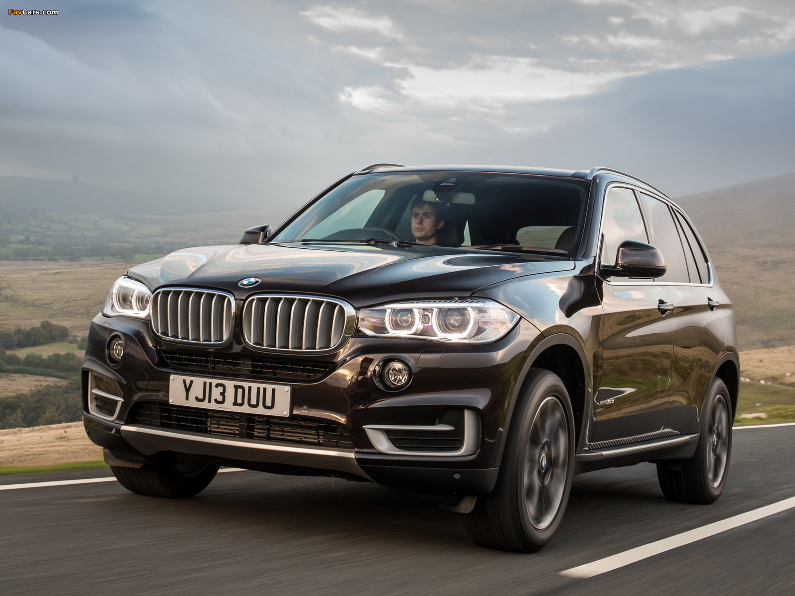 BMW X5 xDrive30d UK-spec (F15) 2014 pictures (1600 x 1200)