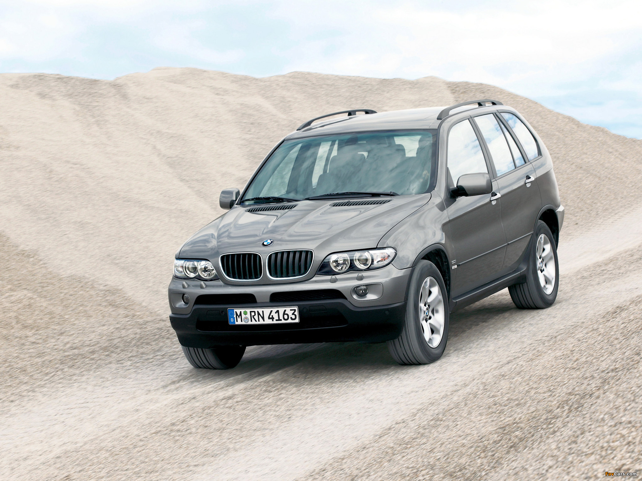 Images of BMW X5 3.0i (E53) 2003–07 (2048 x 1536)