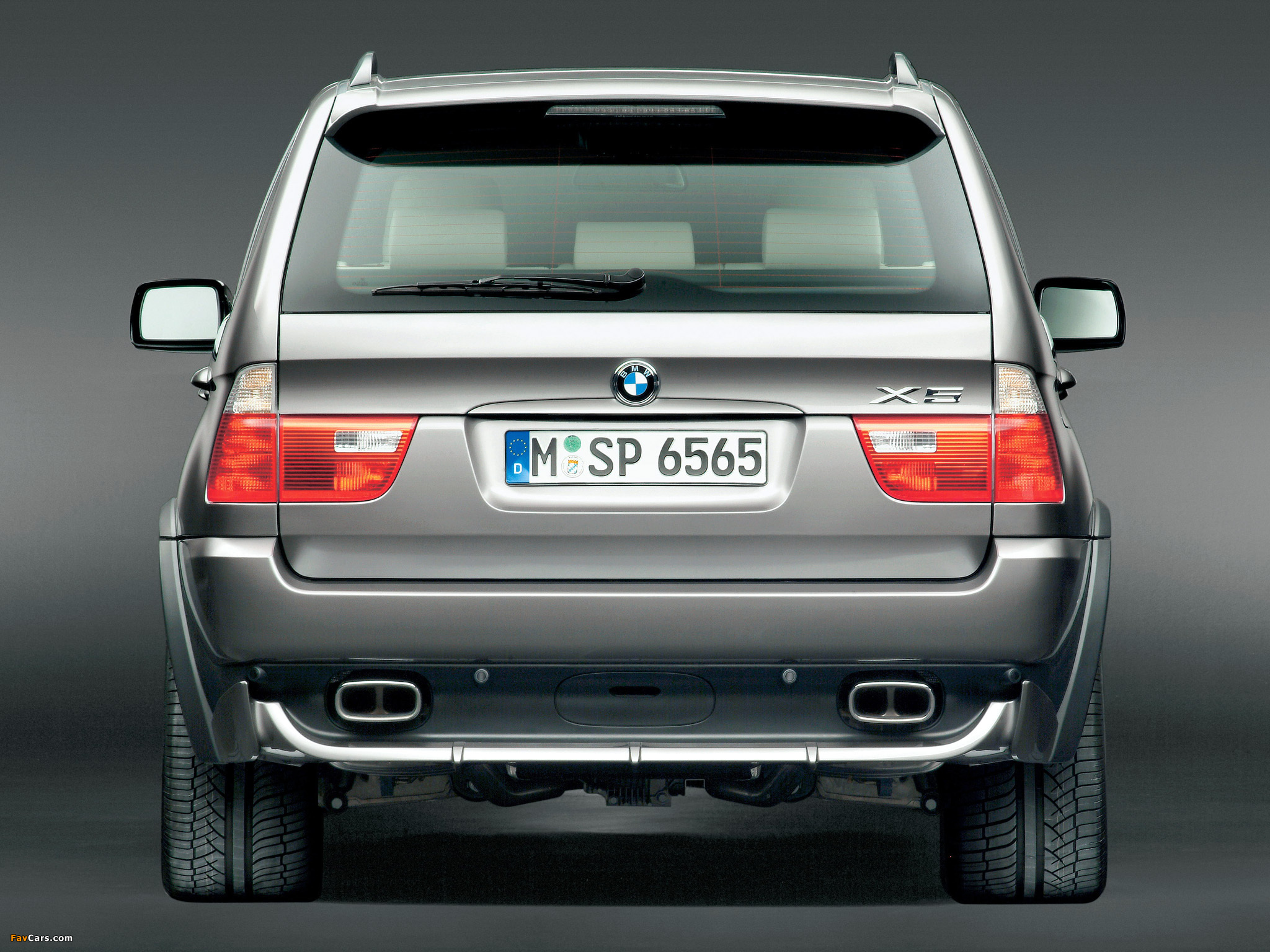 Images of BMW X5 4.8is (E53) 2004–07 (2048 x 1536)