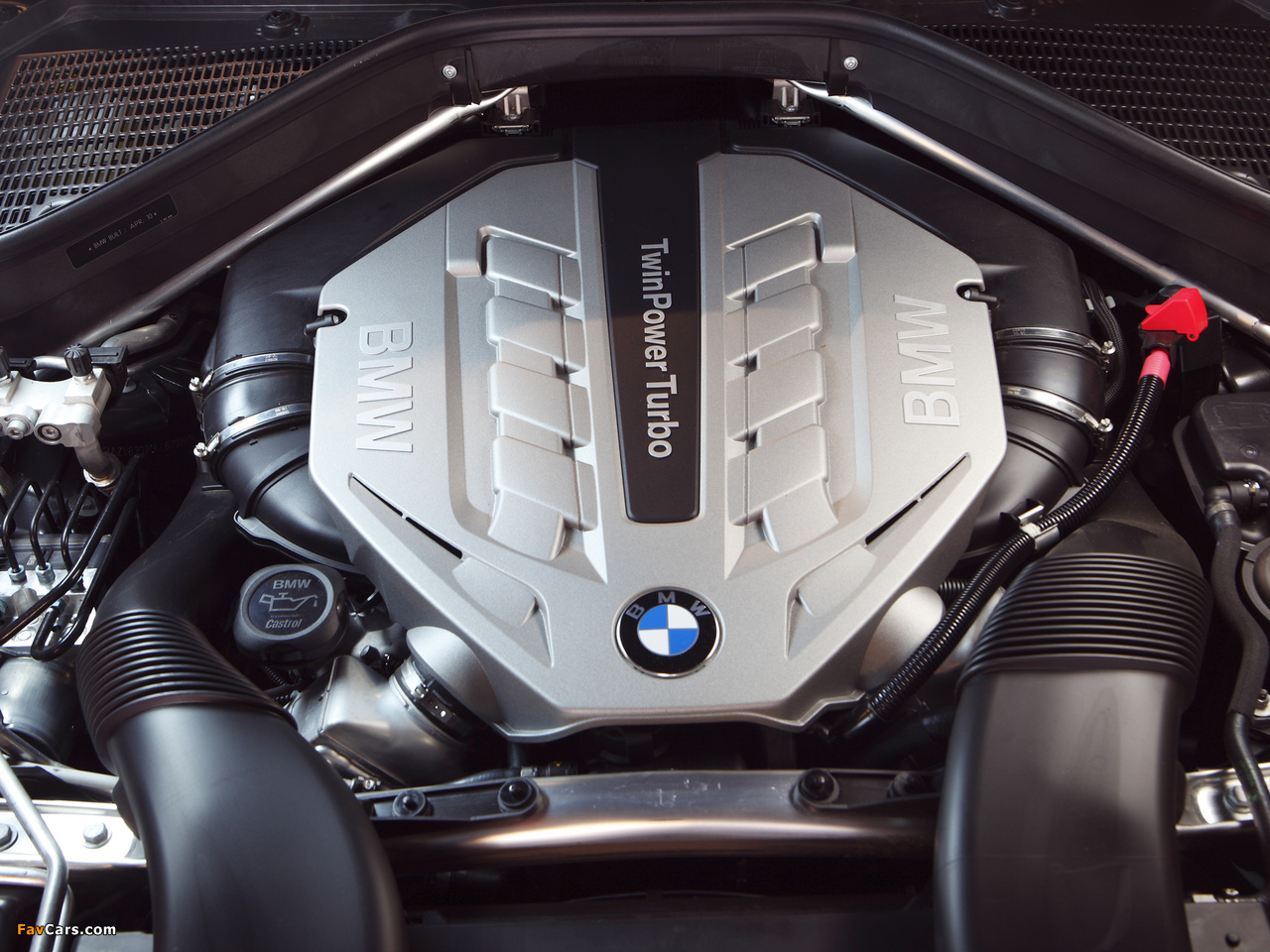 Images of BMW X5 xDrive50i AU-spec (E70) 2010 (1280 x 960)