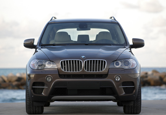 Images of BMW X5 xDrive50i (E70) 2010