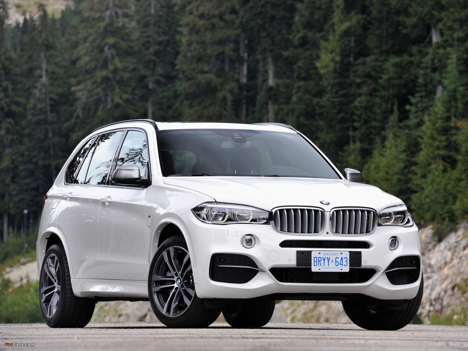 Images of BMW X5 M50d (F15) 2013 (1600 x 1200)