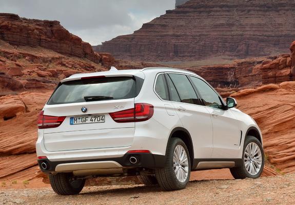 Images of BMW X5 xDrive30d (F15) 2013