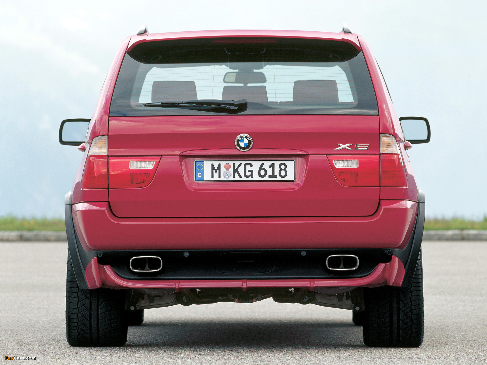 Photos of BMW X5 4.6is (E53) 2002–03 (1600 x 1200)
