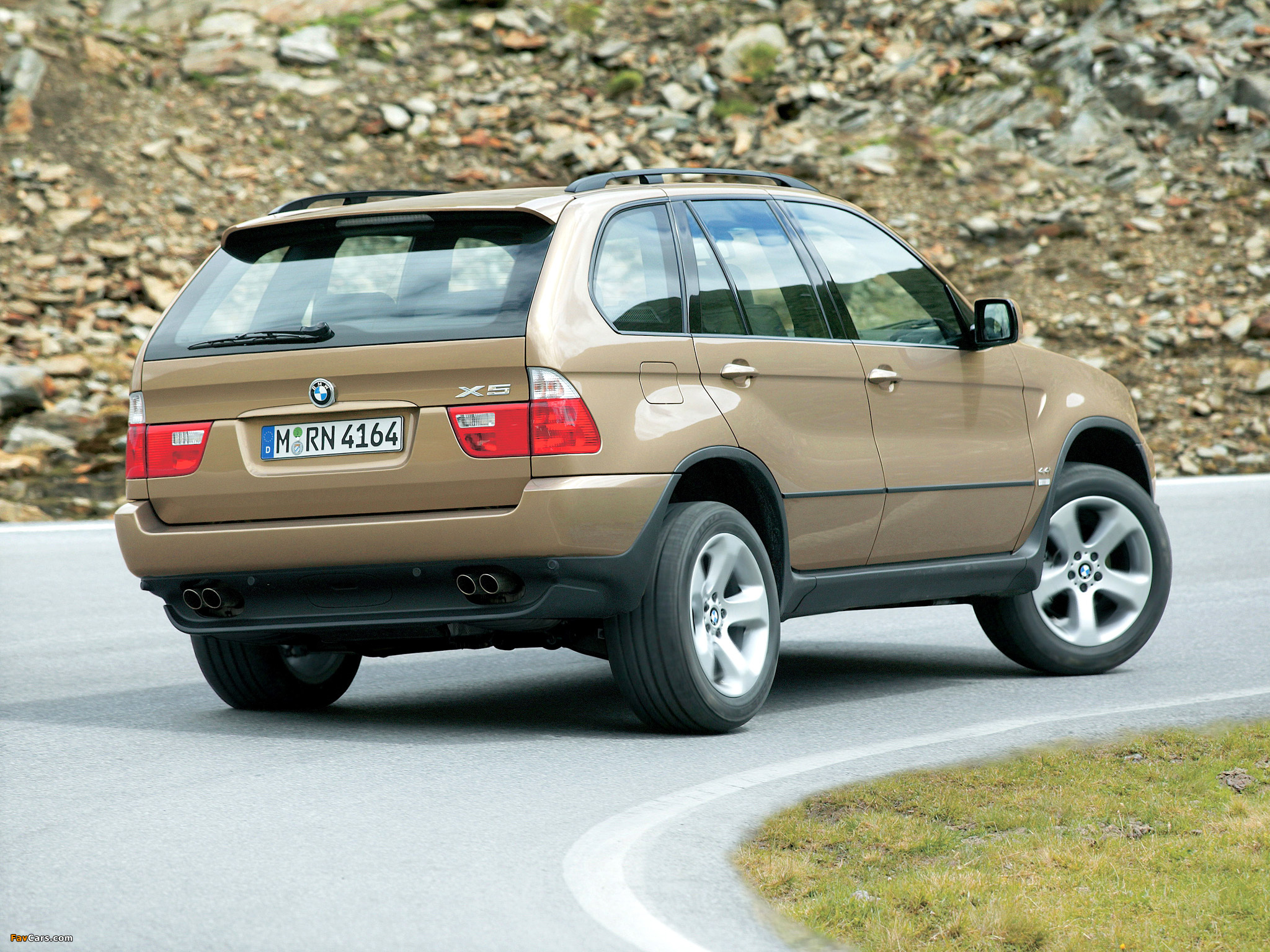 Photos of BMW X5 4.4i (E53) 2003–07 (2048 x 1536)