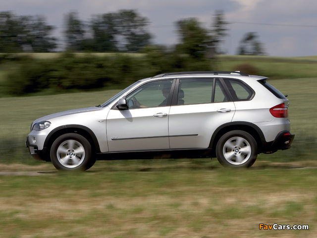 Photos of BMW X5 3.0d (E70) 2007–10 (640 x 480)