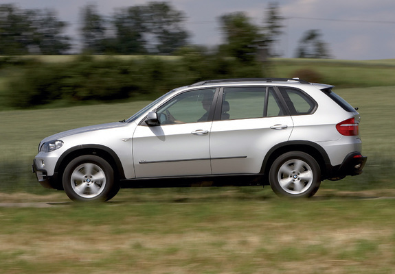 Photos of BMW X5 3.0d (E70) 2007–10