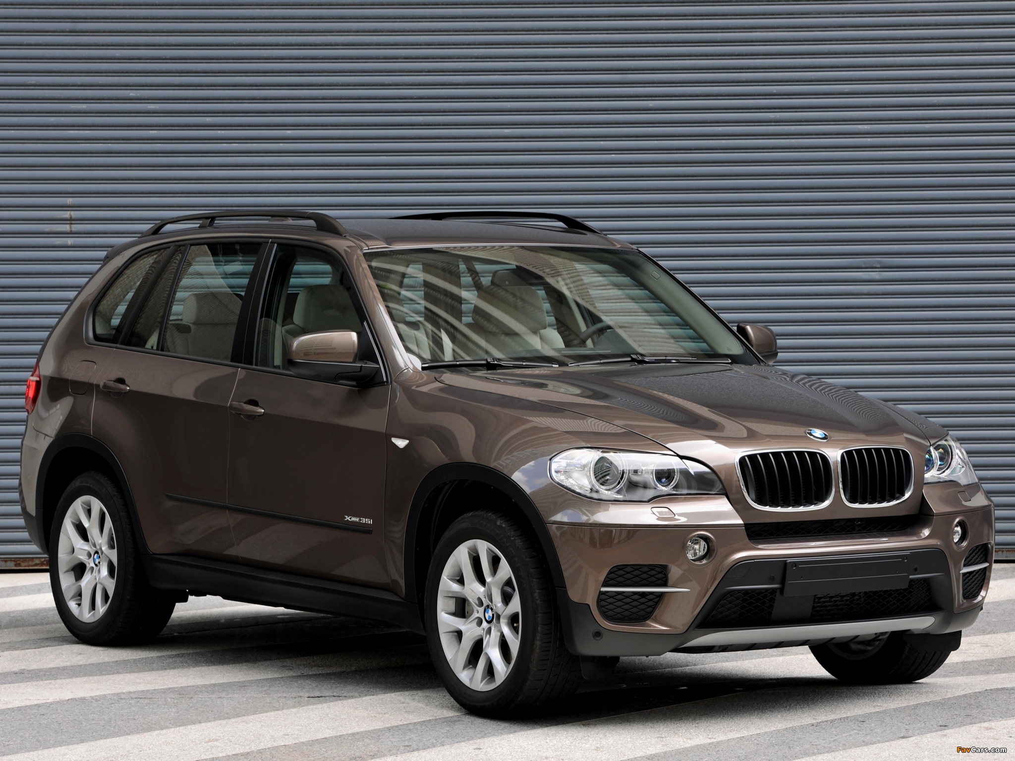 Photos of BMW X5 xDrive35i (E70) 2010 (2048 x 1536)