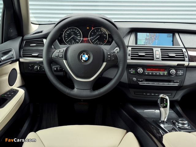 Photos of BMW X5 xDrive35i (E70) 2010 (640 x 480)
