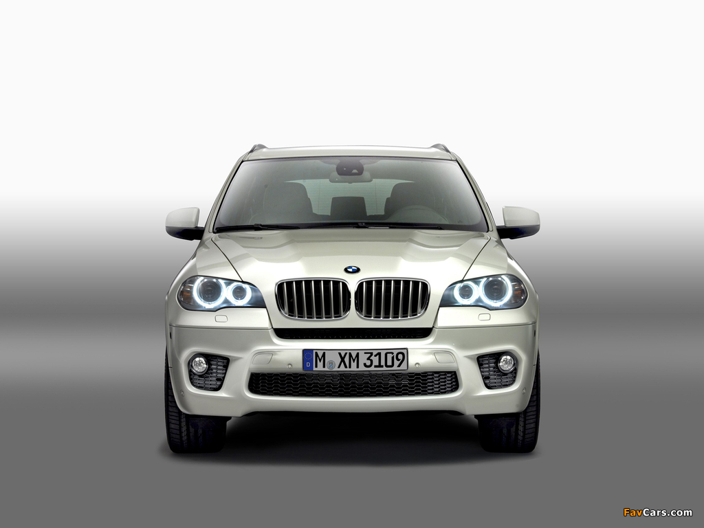 Photos of BMW X5 xDrive50i M Sports Package (E70) 2010 (1024 x 768)