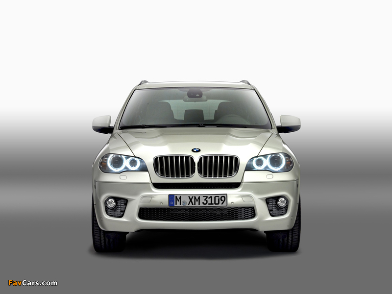 Photos of BMW X5 xDrive50i M Sports Package (E70) 2010 (800 x 600)