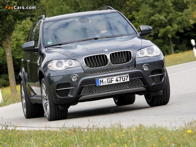 Photos of BMW X5 xDrive30d (E70) 2011 (640 x 480)