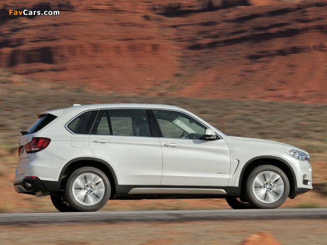 Photos of BMW X5 xDrive30d (F15) 2013 (640 x 480)